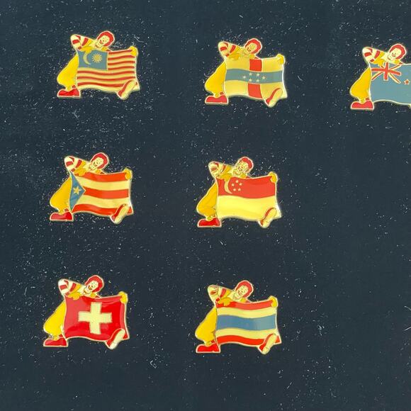 McDonalds 30th Birthday Commemorative Pin Set Vintage 1985 World Flags READ - Picture 7 of 16